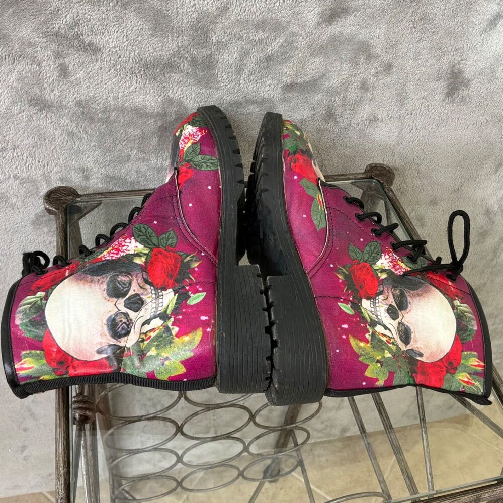 WOMENS Skull Roses Combat Boots Goth Festival Rave Sz 40 / US 9 pink purple - Picture 5 of 8